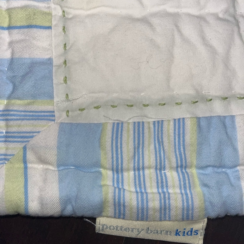 Pottery Barn Jungle Friends Baby Quilt - Picture 2 of 6